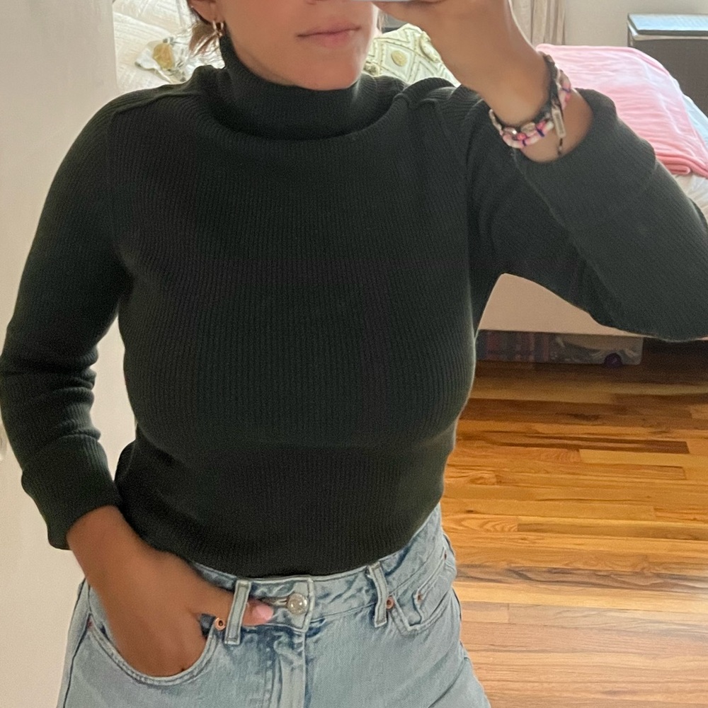 Urban Outfitters turtle neck